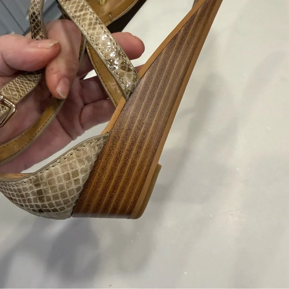 Coach T-Strap Ingrid Wedge Sandals Natural Snakeskin Print Women's Sz 8.5 B NIB